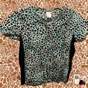 Cherokee Leopard Print Scrub Top Size Large Pre Owned